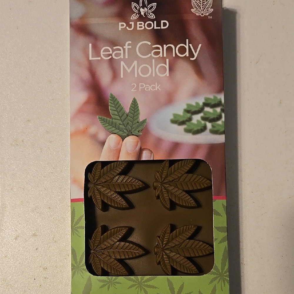 PJ Bold Embossed M-Jane Silicone Leaf Candy Mold 2 Pack, LFGB & FDA Approved New